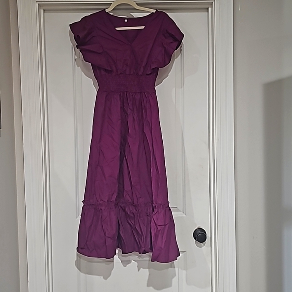 Flutter sleeve purple spring/summer dress